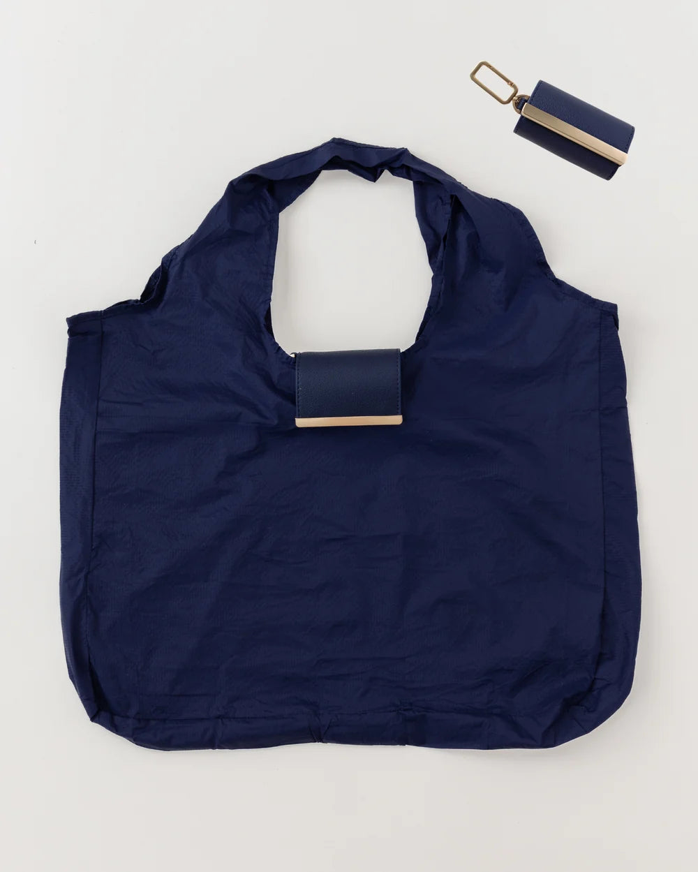 FoldAway™ — The Tote That Fits Anywhere