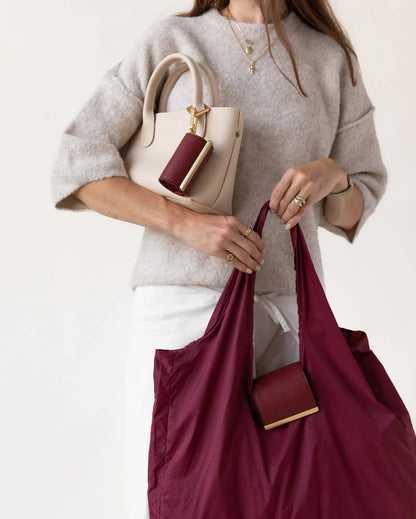 FoldAway™ — The Tote That Fits Anywhere